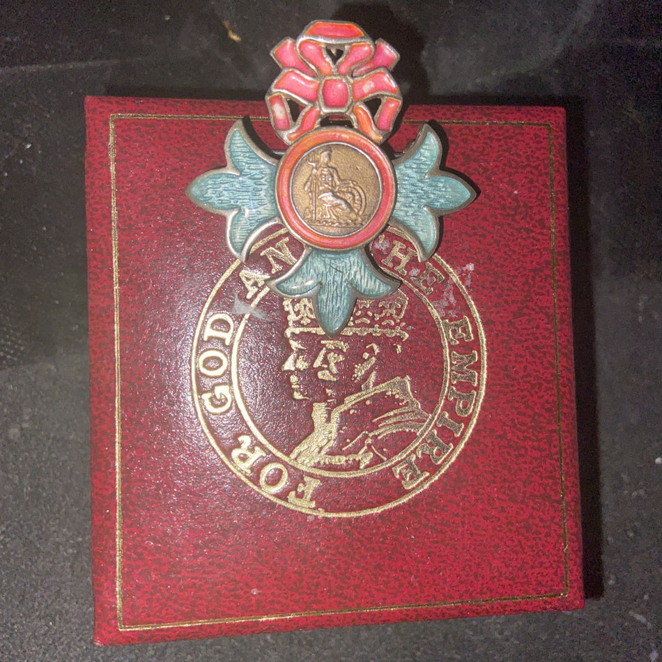 British Empire broach, silver gilt, hallmark, in box