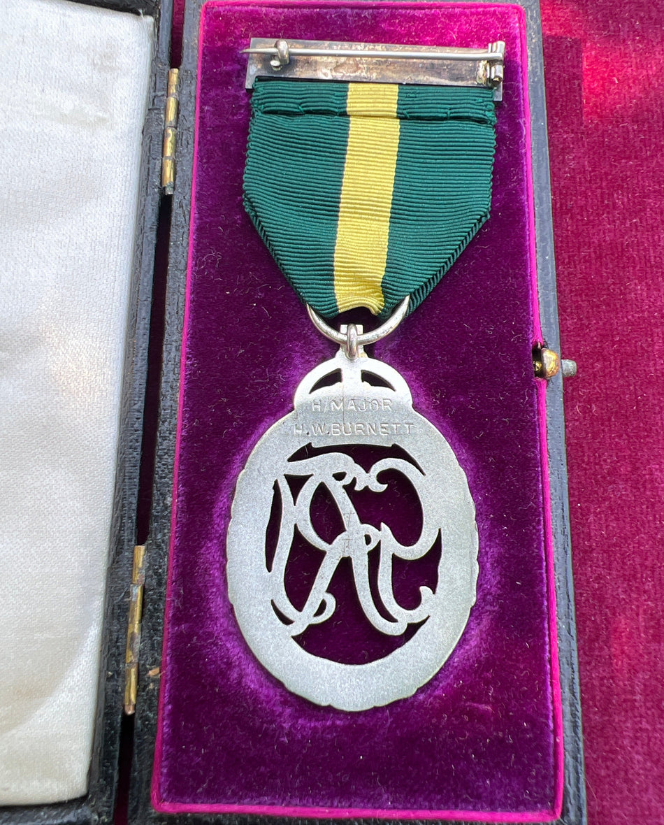 Territorial Decoration, Canadian issue, named to Honorary Major H. W. Burnett, Reverend Soldiers and Christian Association and Canadian Forces