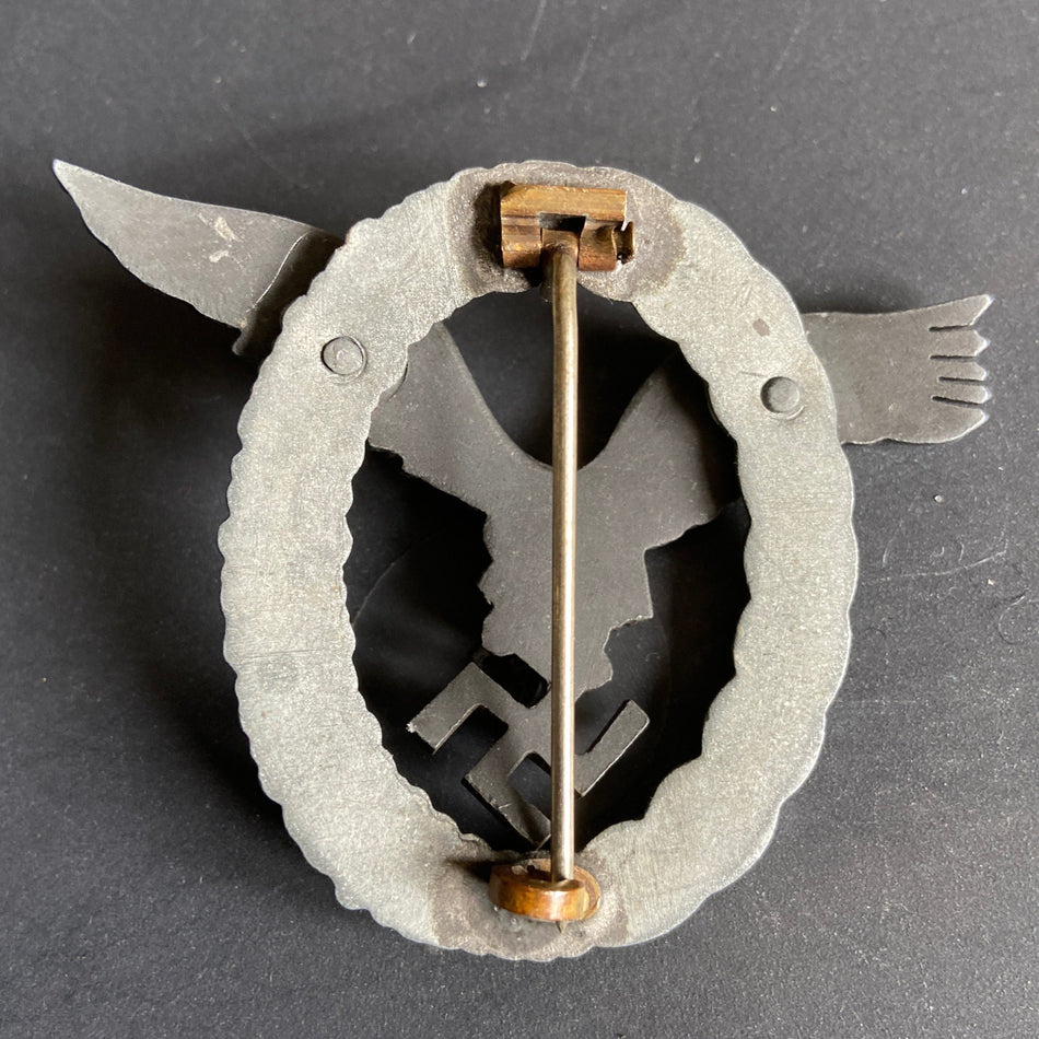 Nazi Germany, Luftwaffe Pilot Badge, late war, a nice example