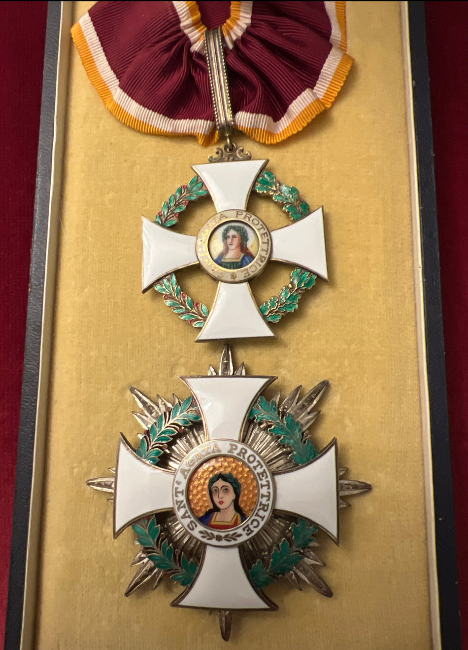 Italy, Order of Saint Agatha, 2nd class set from San-Marino, a nice example